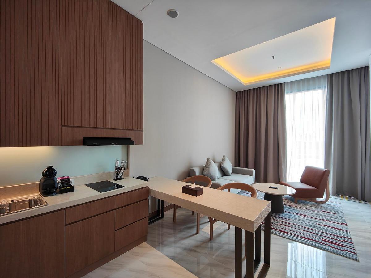 Ra Suites Simatupang Jakarta Ngoại thất bức ảnh