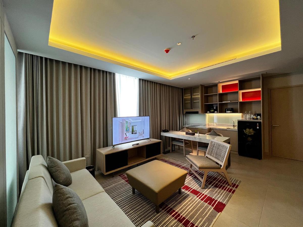 Ra Suites Simatupang Jakarta Phòng bức ảnh