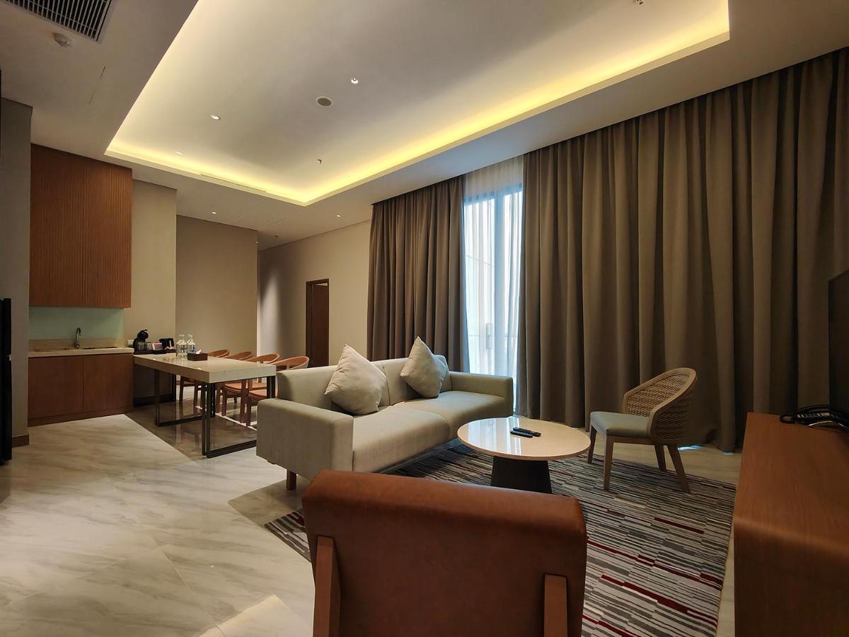 Ra Suites Simatupang Jakarta Ngoại thất bức ảnh